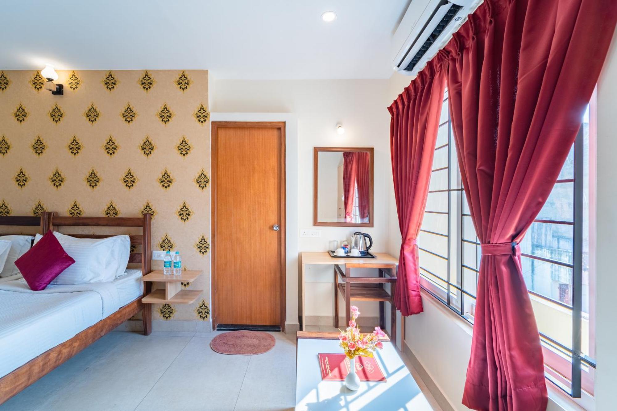 Hotel VI Park - City Centre ポンディシェリ エクステリア 写真
