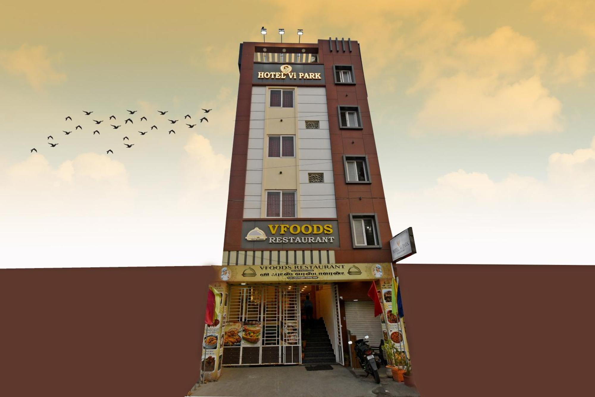 Hotel VI Park - City Centre ポンディシェリ エクステリア 写真